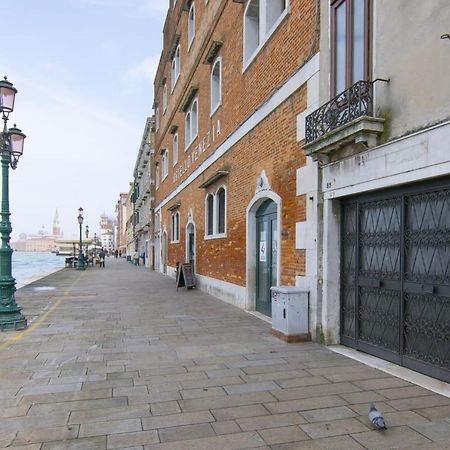 Mirella Fine Living Apartment Venesia Bagian luar foto